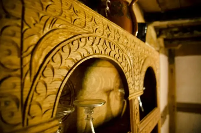 17Th Century Wood Carving Furniture Frontier Culture Museum With Wine Glasses