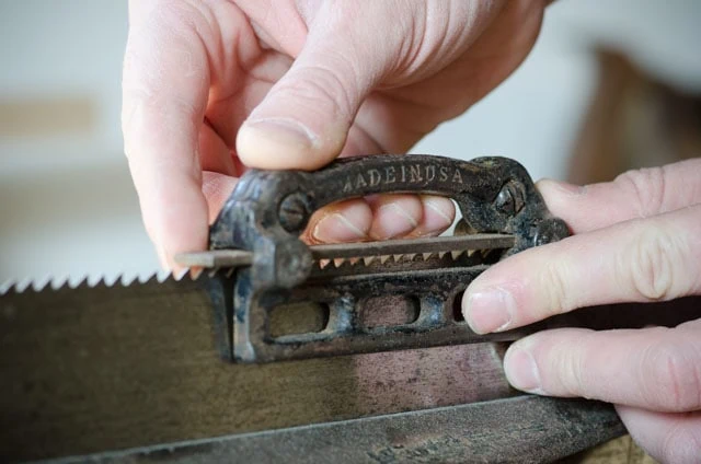 Sharpen Hand Saws Process With Antique Hand Saw Jointer And File Flattening Hand Saw Teeth