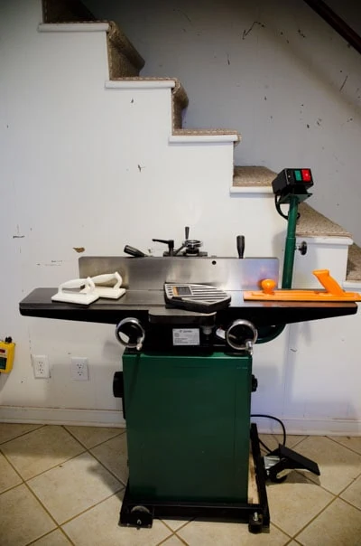 Green Power Woodworking Jointer With Safety Paddles